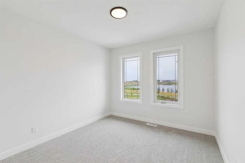 43 Hotchkiss Avenue SE — photo 3