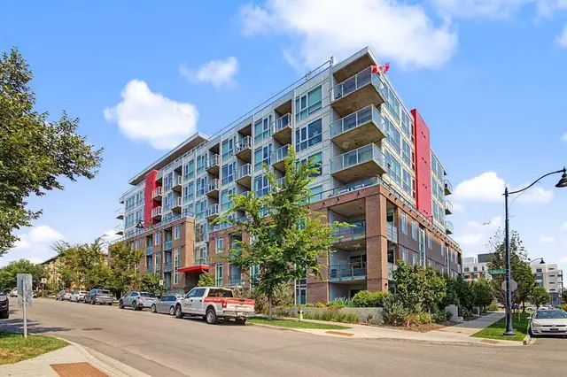 88 9 Street NE #422