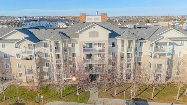 17 Country Village Bay NE #105