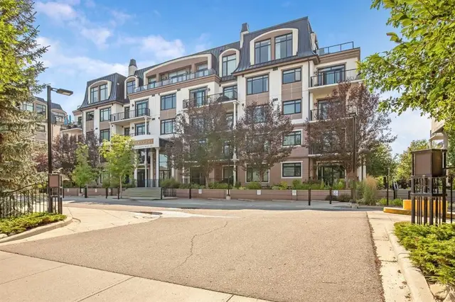131 Quarry Way SE #401