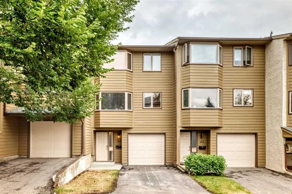 164 Glamis Terrace SW — photo 2