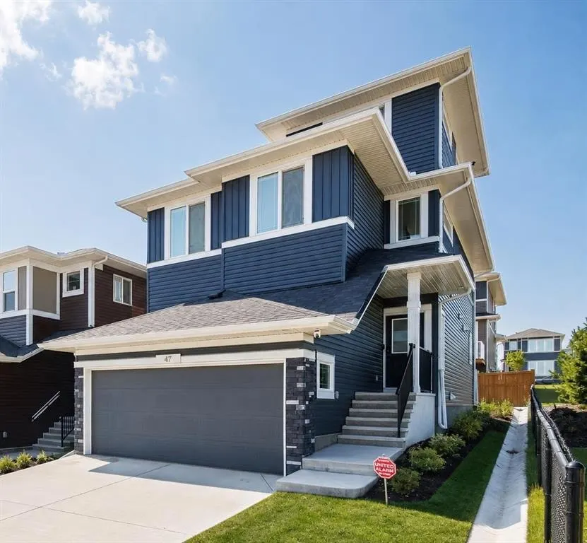 47 Amblefield Grove NW — photo 2