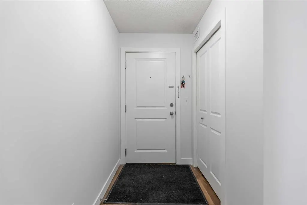 195 Kincora Glen Road #224 — photo 3