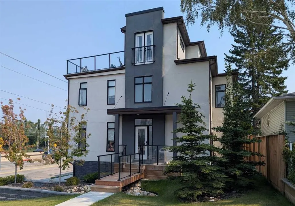 2857 12 Avenue SW — photo 2