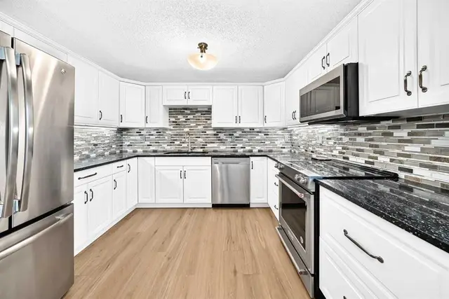 8 Hawkfield Crescent NW