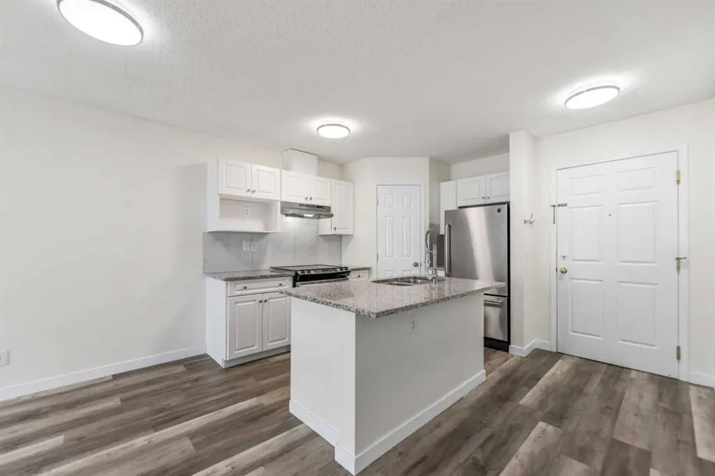 290 Shawville Way SE #410 — photo 1