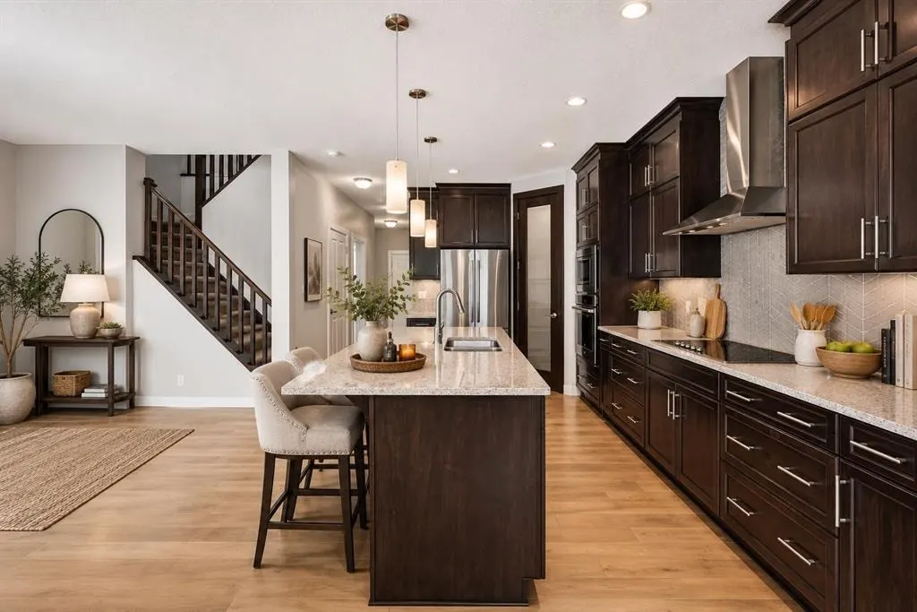 27 Redstone Heights NE — photo 3