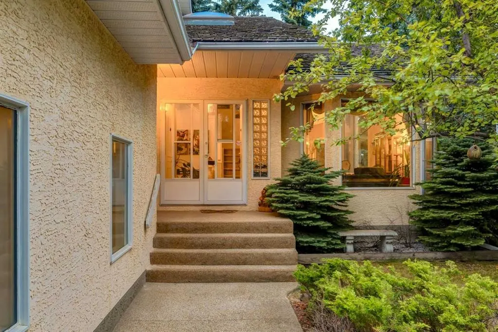 660 Coach Grove Road SW — photo 3
