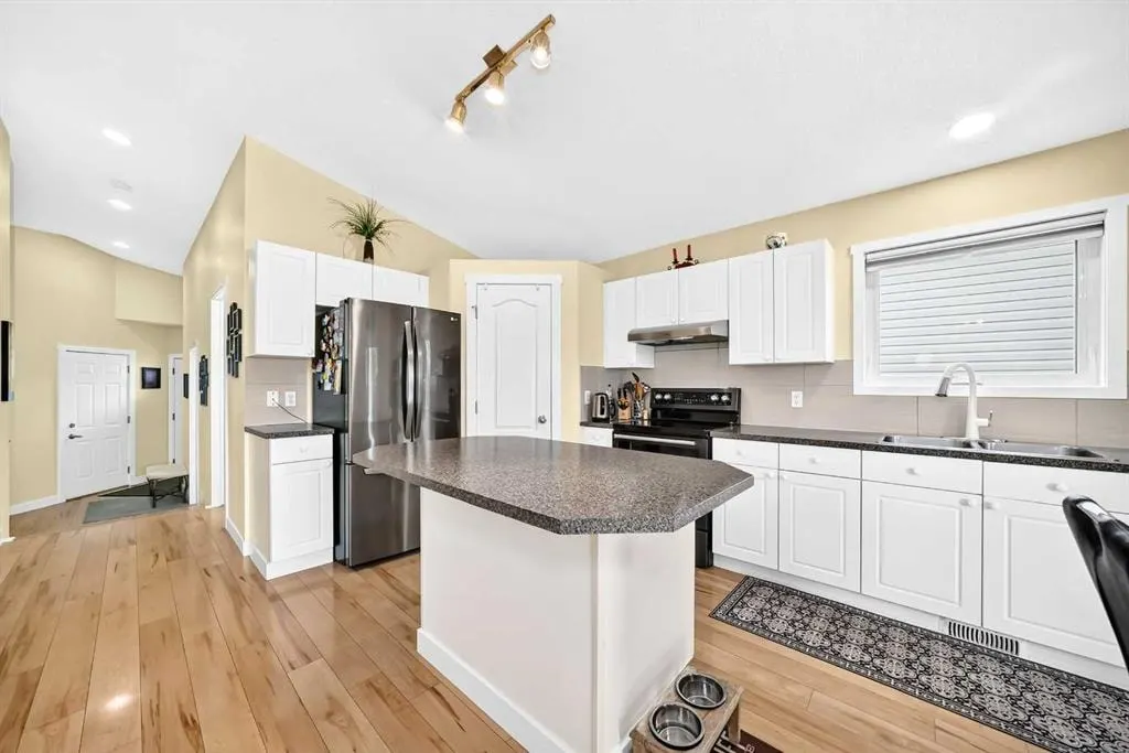 50 Somerside Manor SW — photo 3