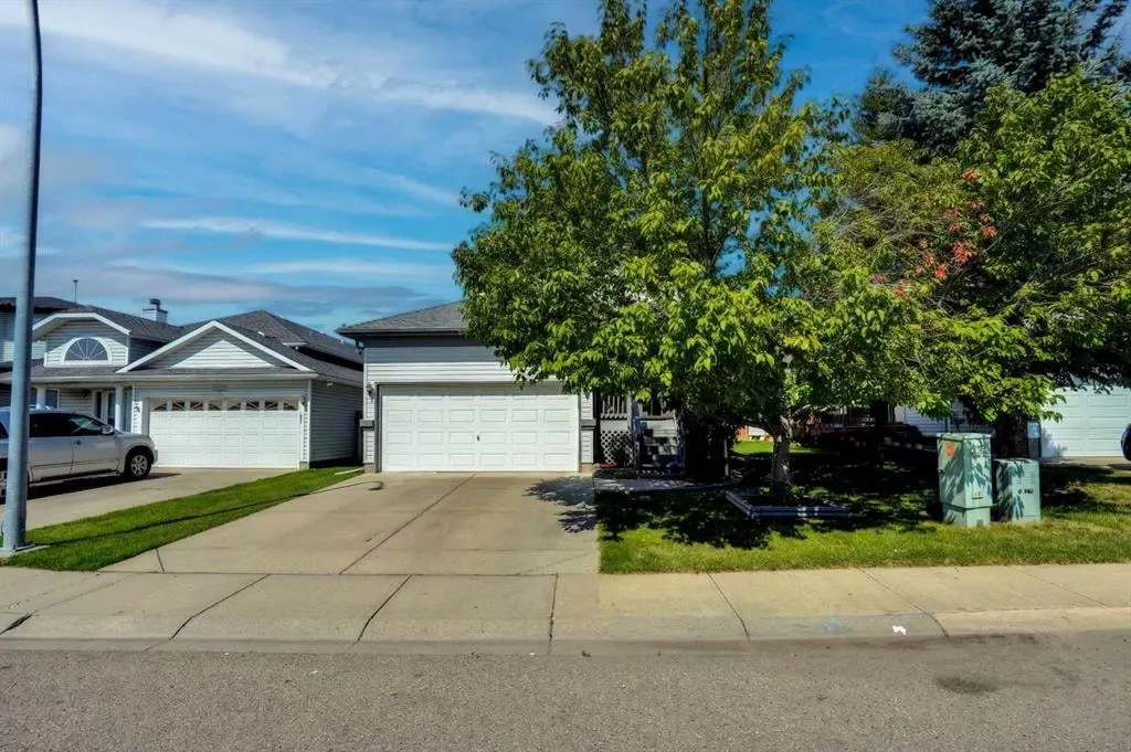 158 Saratoga Close NE — photo 3