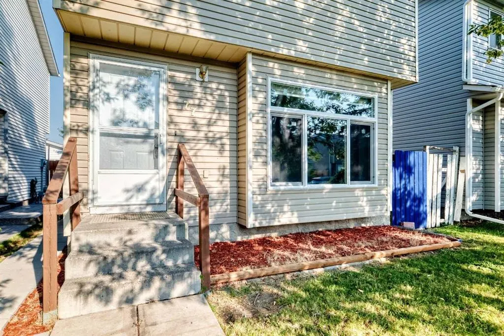 77 Martinbrook Road NE — photo 2