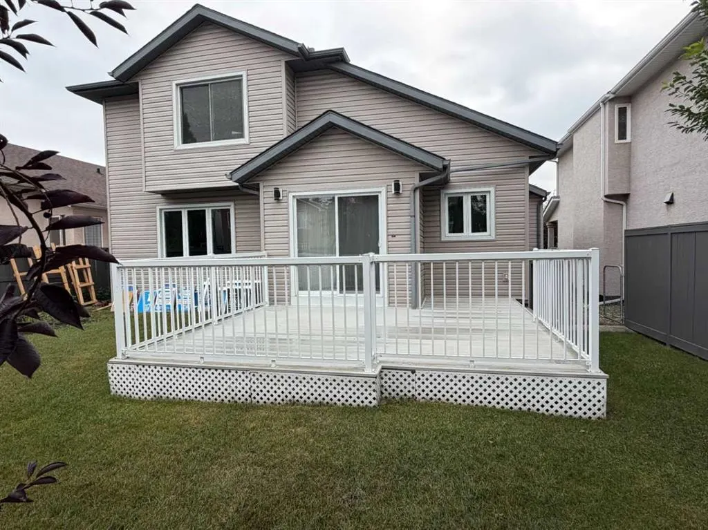 376 Sunlake Road SE — photo 3