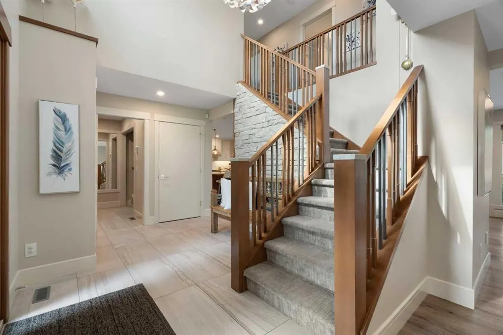 28 Edgepark Mews NW — photo 3
