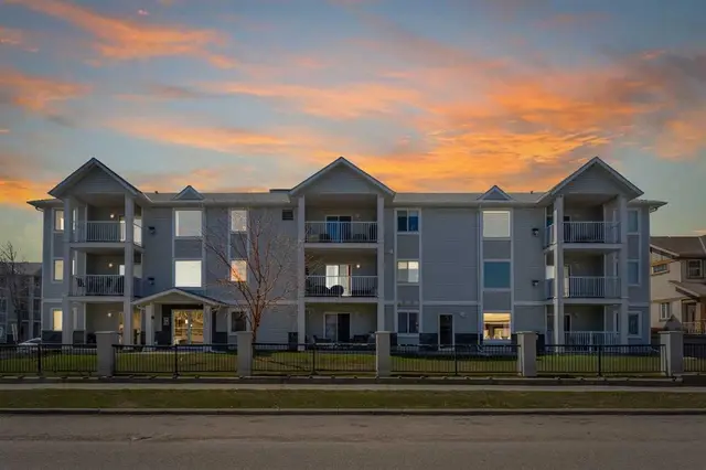 7106 Valleyview Park SE #106