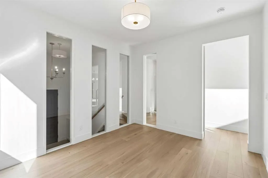 140 Crestridge Terrace SW — photo 2