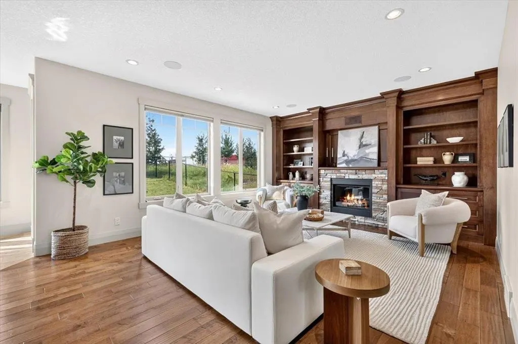 115 Coulee Way SW — photo 3