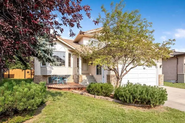 208 Hawkview Manor Place NW