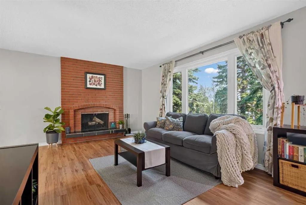292 Silver Brook Way NW — photo 3