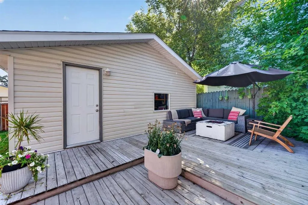 255 Shawcliffe Circle SW — photo 3