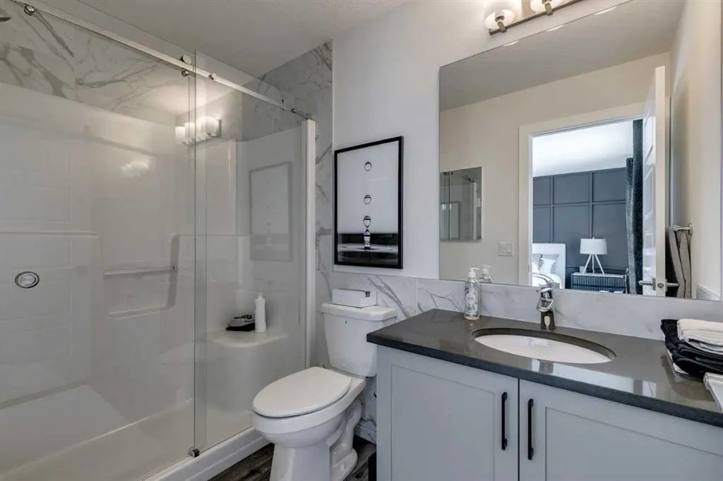 471 Buffaloberry Manor SE — photo 2