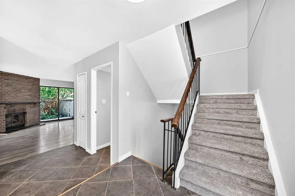 2210 Oakmoor Drive SW #15 — photo 3