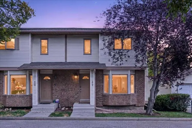32 Patina Park SW