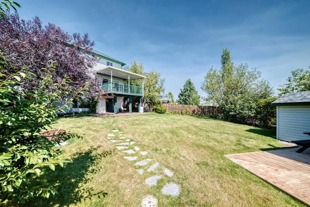 71 Coverton Mews NE — photo 2