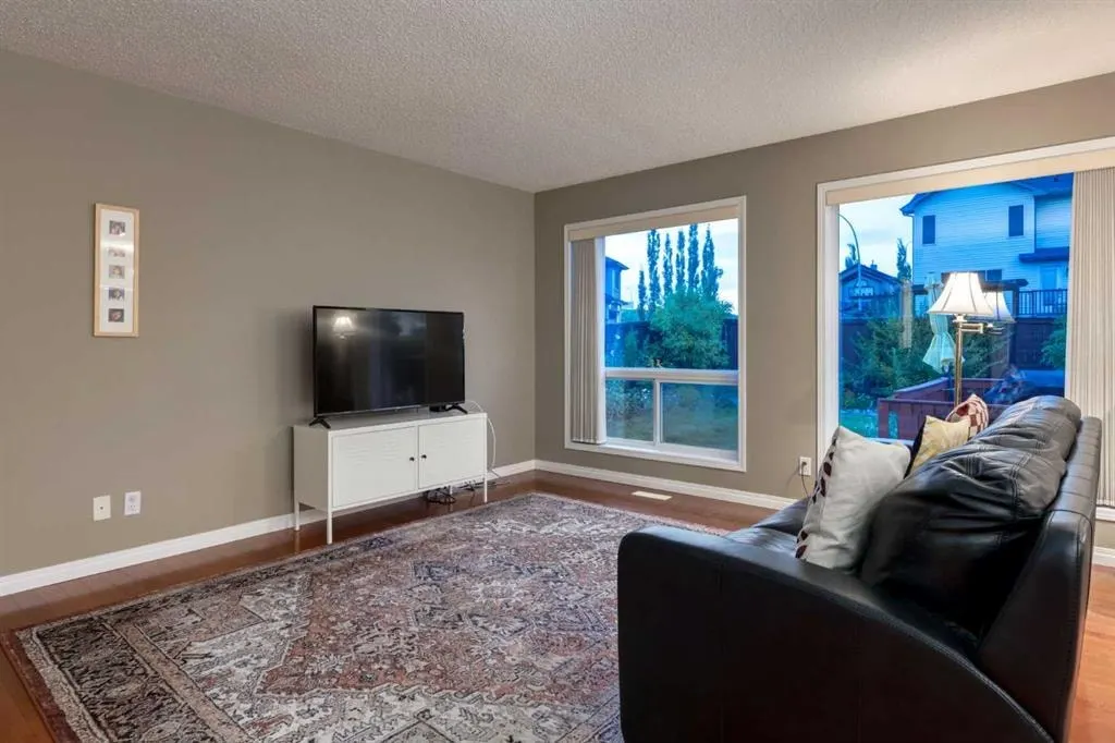 151 Arbour Butte Road NW — photo 3