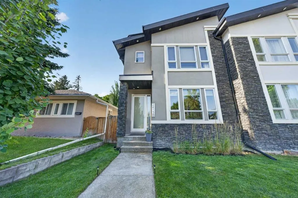 2413B Richmond Road SW — photo 3