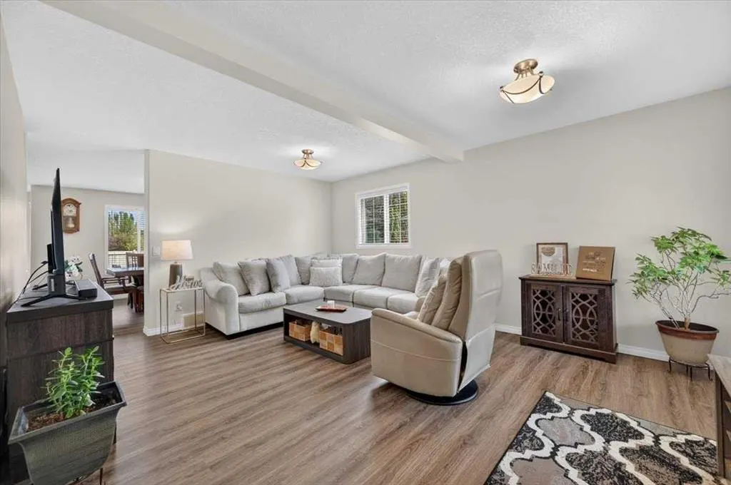 625 Somerset Drive SW — photo 3