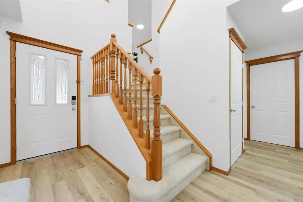2020 Bridlemeadows Manor SW — photo 3