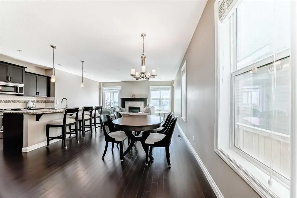 46 Nolanfield Road NW — photo 3