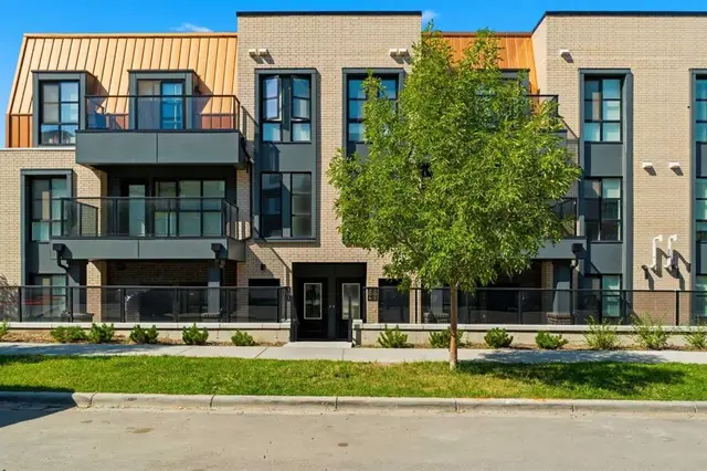 4270 Norford Avenue NW #304