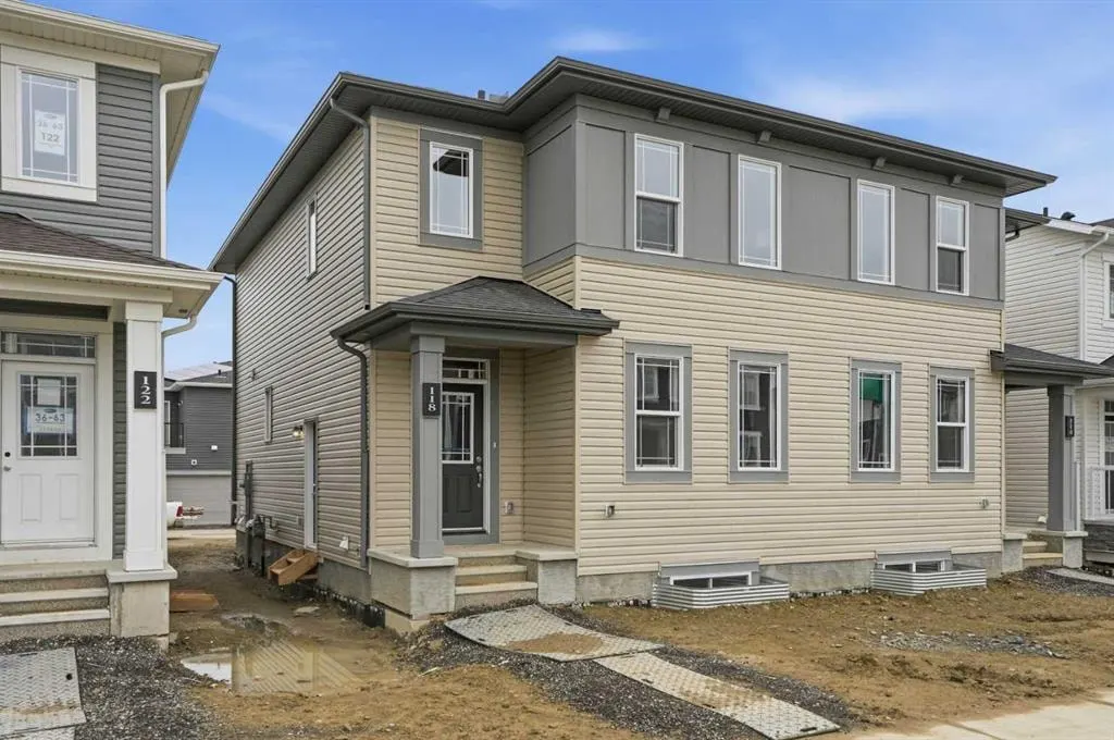 29 Yorkstone Gardens SW — photo 2