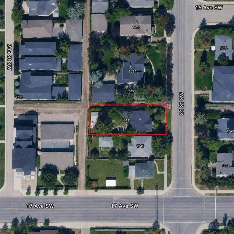1741 24 Street SW — photo 2