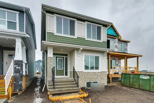 152 Snowberry Common SE