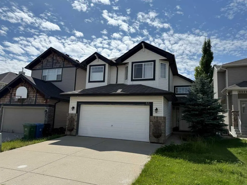61 Everwoods Close SW — photo 1