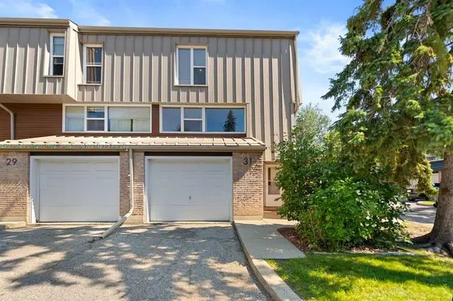 31 Brae Glen Court SW