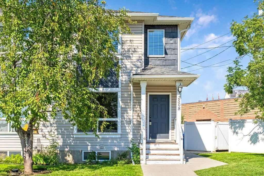 2508 72 Avenue SE — photo 2