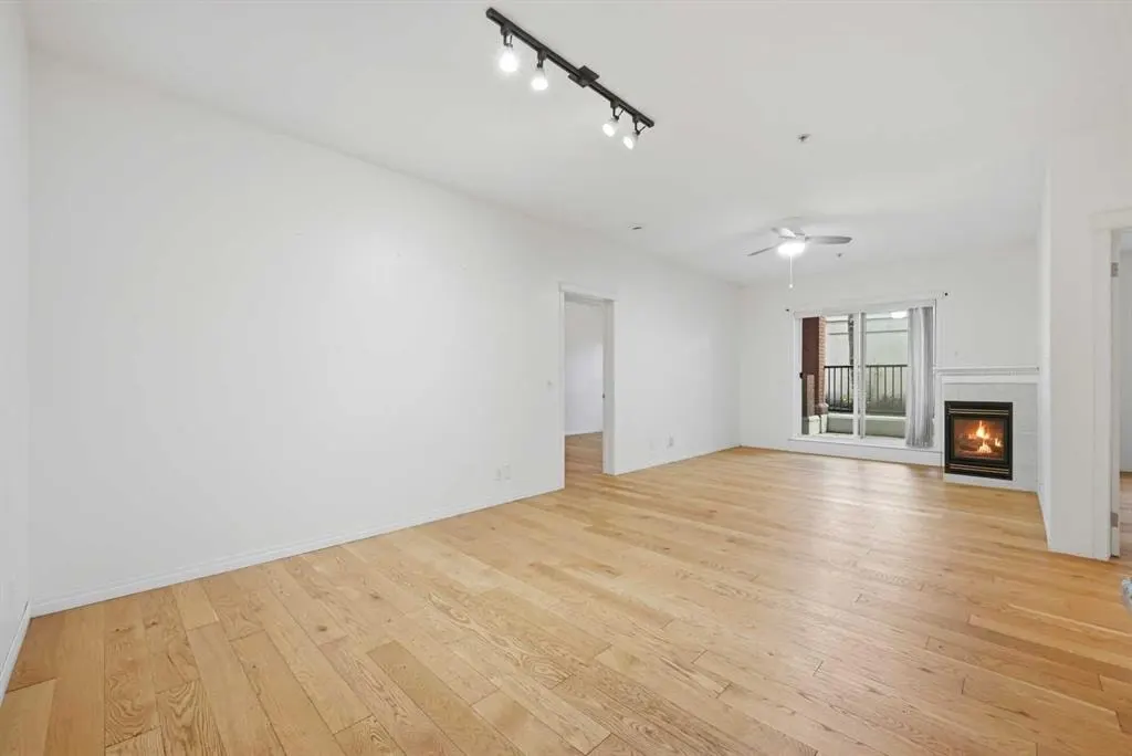 2134 Kensington Road NW #106 — photo 2