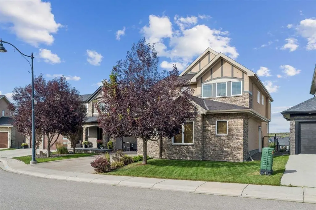 132 Aspenshire Drive SW — photo 2