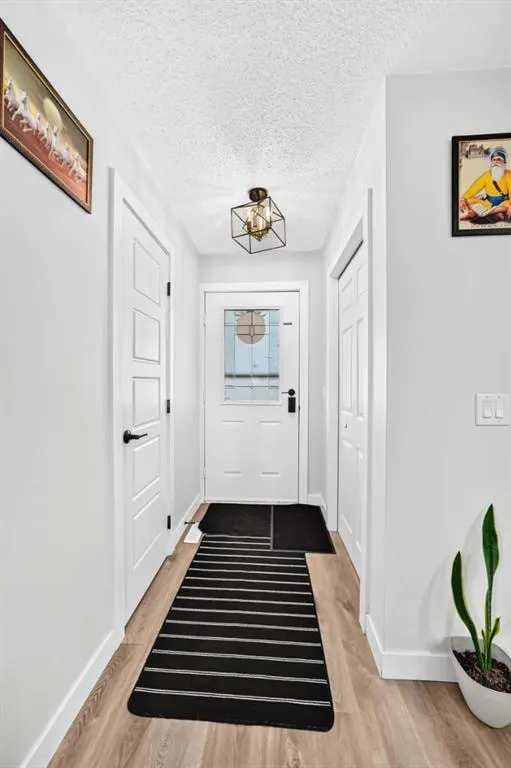 40 Falconridge Close NE — photo 3