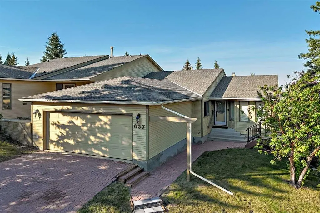 637 Stratton Terrace SW — photo 2
