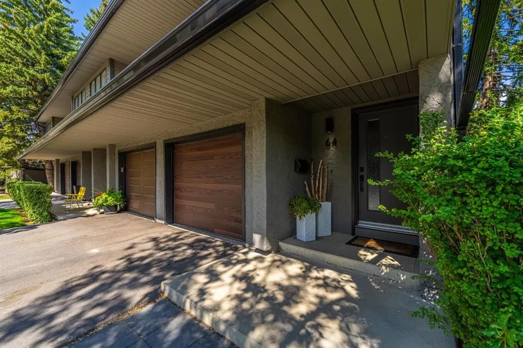 64 Point Drive NW — photo 2