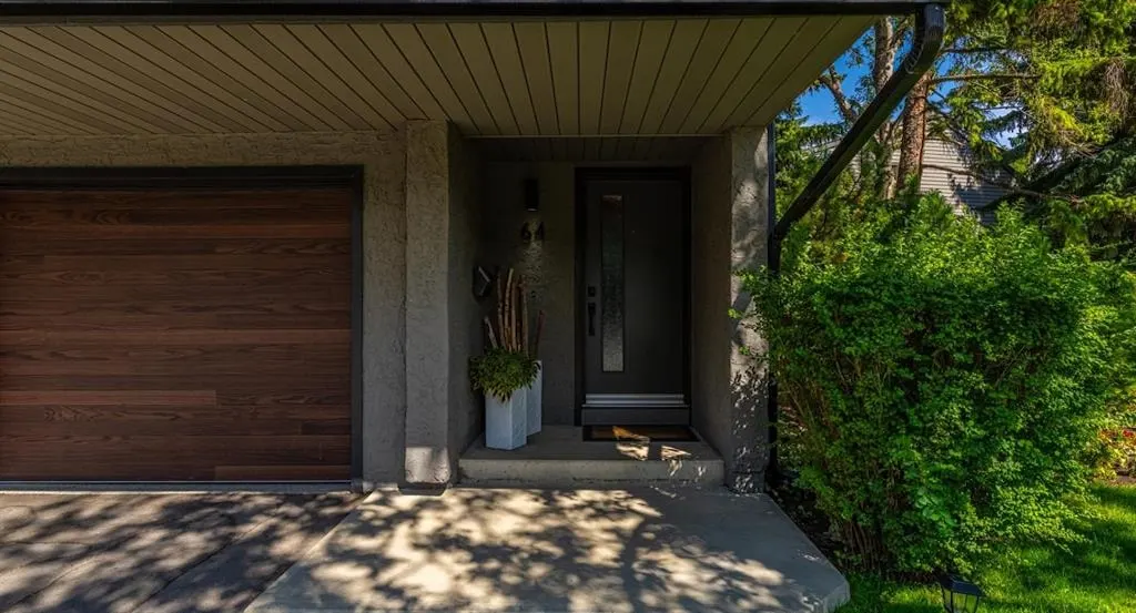64 Point Drive NW — photo 3