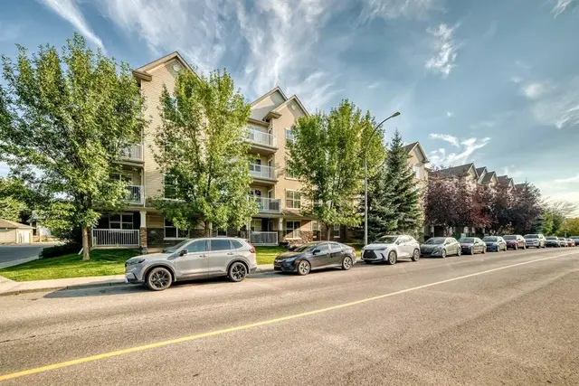 2000 Applevillage Court SE #411