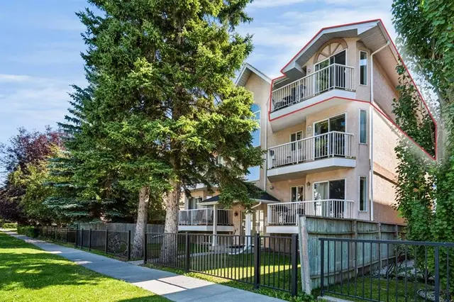 215 17 Avenue NE #301