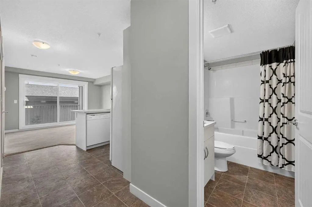130 AUBURN MEADOWS View SE #313 — photo 3