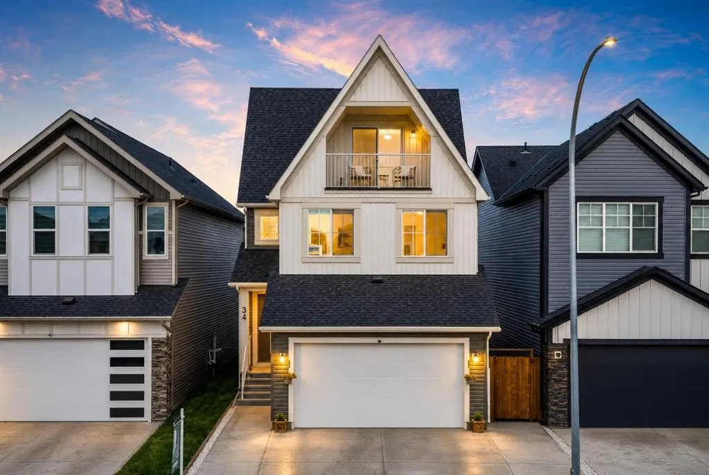 34 Belvedere Green SE — photo 1