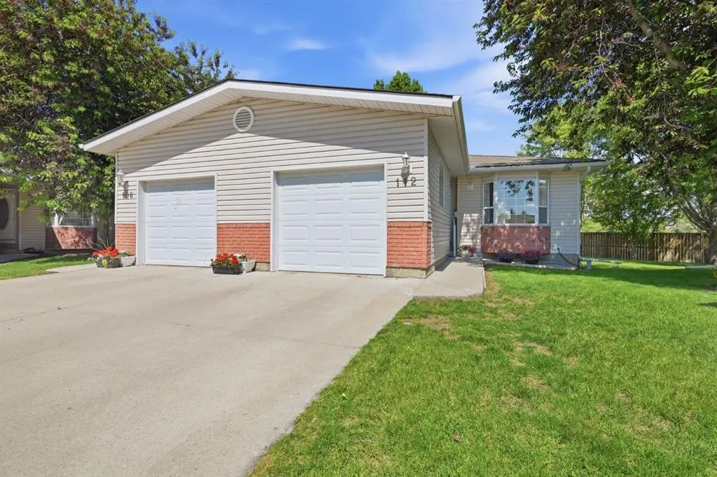112 Dovista Court SE — photo 1